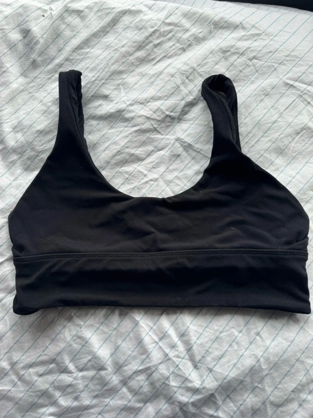 lululemon athletica Align Light Support Sports Bra - Black size: 8 - Picture 2 of 3